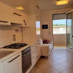Fully Equipped With Shared Pool Апартаменты