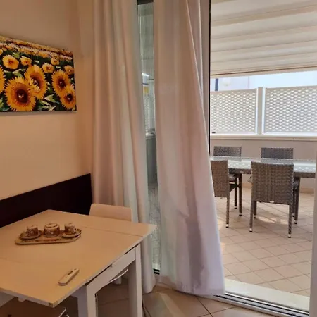 Fully Equipped With Shared Pool Appartement Bibione